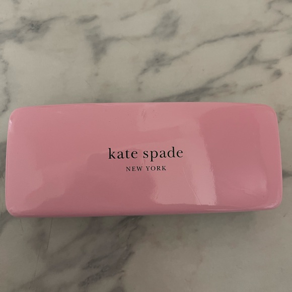 kate spade Accessories - Kate spade sunglasses case